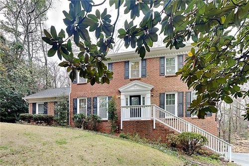 1595 Thoreau Dr, Suwanee, GA, 30024-2090 | Card Image