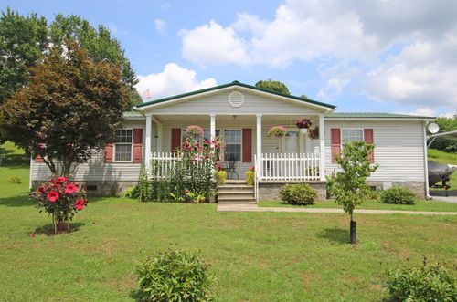 28 Chestnut St, Crab Orchard, KY, 40419-6501 | Card Image