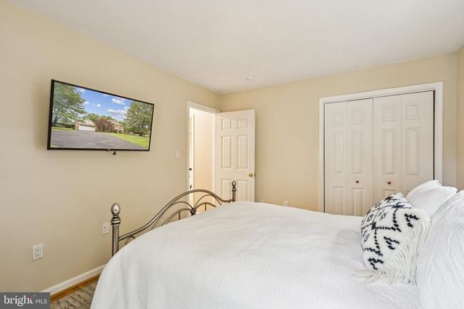 11100 Flora Lee Dr, House other with 4 bedrooms, 4 bathrooms and null parking in Fairfax Station VA | Image 33