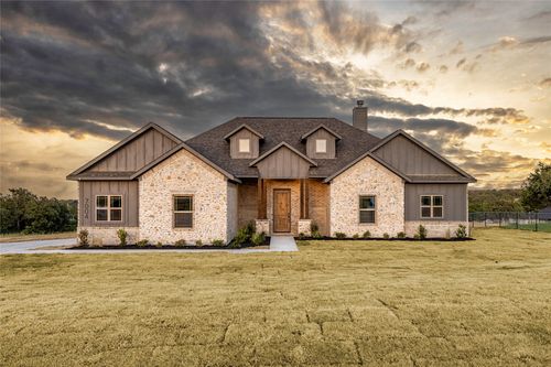 7004 Ranch View Pl, Springtown, TX, 76082-2670 | Card Image
