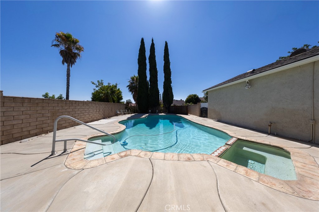 Residential in Corona 2