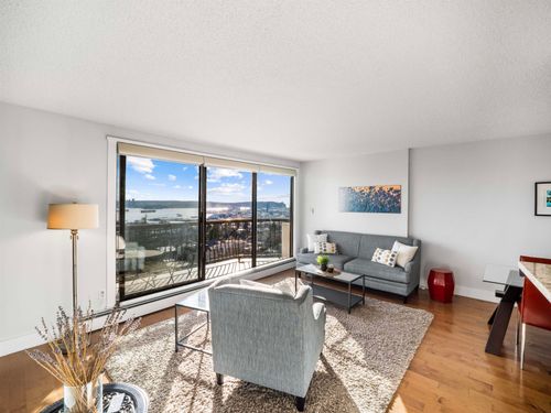 903-701 W Victoria Pk, North Vancouver, BC, V7M | Card Image