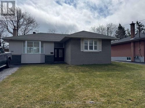 588 Wildwood Dr, Oakville, ON, L6K1V3 | Card Image