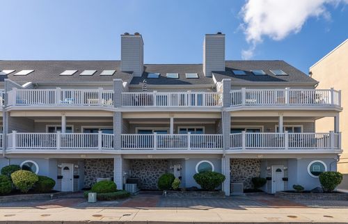 520-520 E 2nd Ave, North Wildwood, NJ, 08260-5914 | Card Image