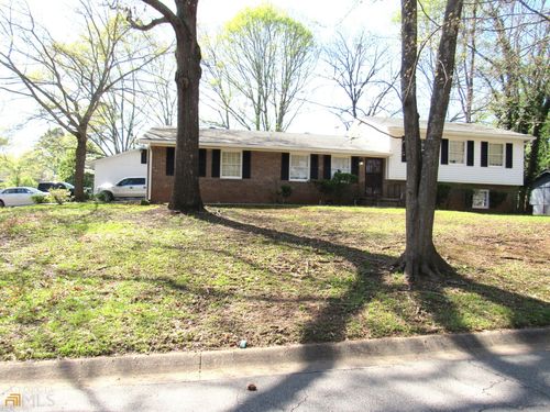 8337 Holly Dr, Jonesboro, GA, 30238-3126 | Card Image