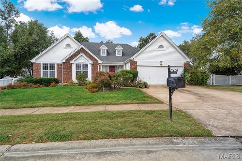 952 Sajakeed Drive, Mehlville, MO, 63129 | Card Image