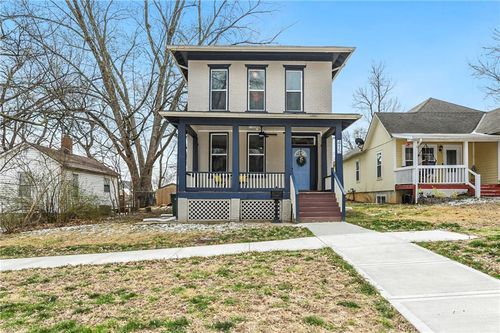 415 Elm St, Leavenworth, KS, 66048-3434 | Card Image