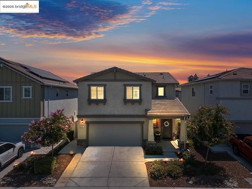 3807 Bridgemeadow Way, Sacramento, CA, 95834-2090 | Card Image
