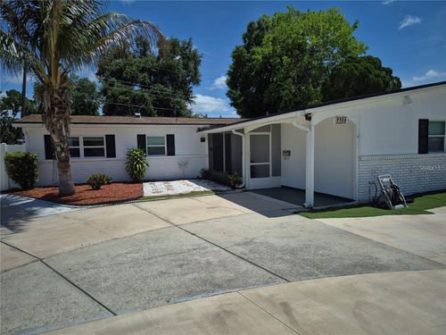 7709 W Hanna Ave, TAMPA, FL, 33615-3448 | Card Image