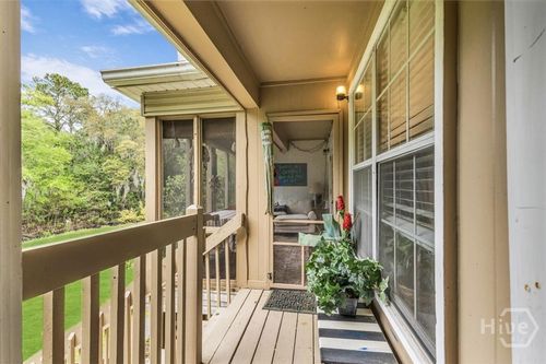 t6-401 N Cromwell Rd, Savannah, GA, 31410-3850 | Card Image