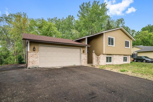 1824 Houle Cir, Centerville, MN, 55038-8712 | Card Image