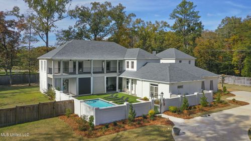 101 Saddle Creek Cv, Canton, MS, 39046-9295 | Card Image