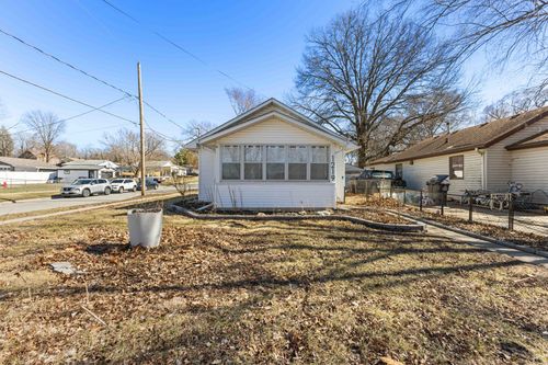 1219 E 32nd Street, Des Moines, IA, 50317 | Card Image