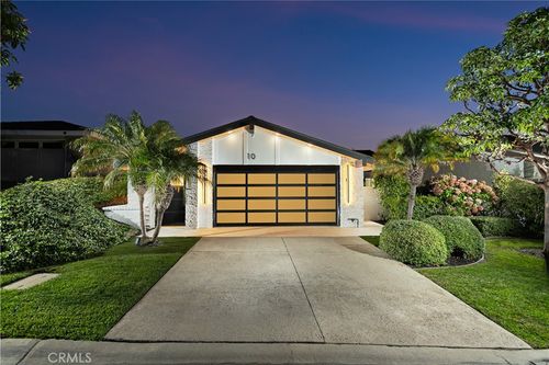10 White Water Dr, Corona del Mar, CA, 92625 | Card Image