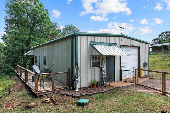 140 County Road 2242, House other with 3 bedrooms, 3 bathrooms and null parking in Daingerfield TX | Image 7