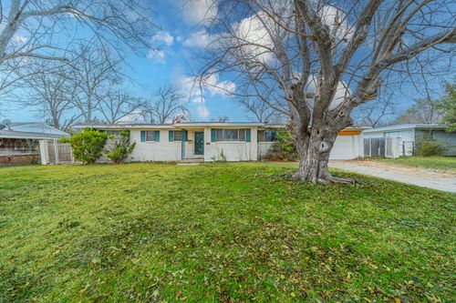 3816 Springbranch Dr, Benbrook, TX, 76116-7630 | Card Image