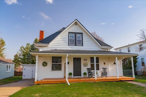 310 W Clarence Street, Dodgeville, WI, 53533 | Card Image