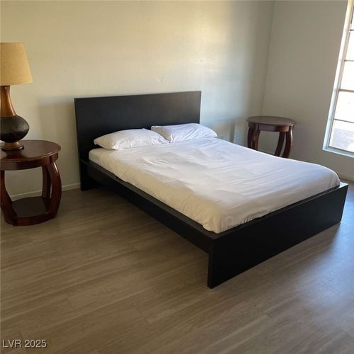 apt-14d-4650 Koval Ln, Las Vegas, NV, 89109-6903 | Card Image
