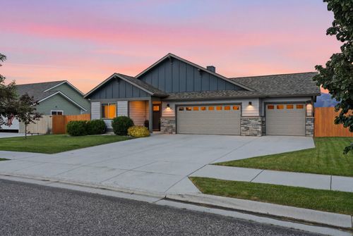 1704 Shelby Ave, Belgrade, MT, 59714-4241 | Card Image