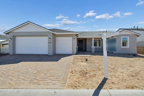 7041 Wallflower Way, Prescott, AZ, 86305-6820 | Card Image