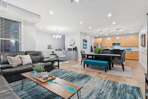 apt-201-209 8th St E, Saint Paul, MN, 55101-3388 | Card Image