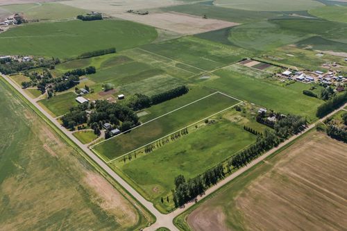 7.76 Acres Township Road 84, Rural Lethbridge County, AB, T1J5N7 | Card Image