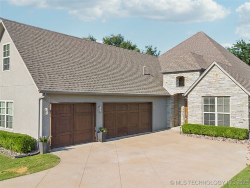 11427 S Ash St, Jenks, OK, 74037-3237 | Card Image