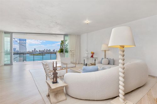 11e-1300 Monad Ter, Miami Beach, FL, 33139-3845 | Card Image