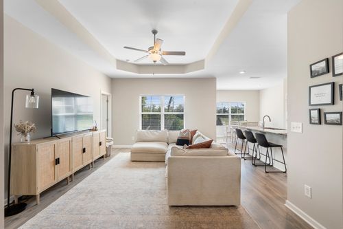 284 Thorpe Dr, Spring Hill, TN, 37174-5207 | Card Image