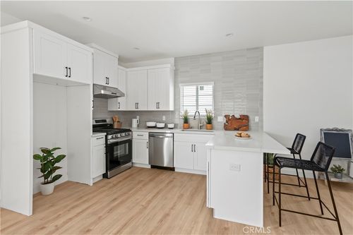 unit-2-1056 Walter Ave, Tustin, CA, 92780-5188 | Card Image