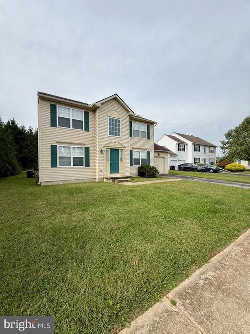 235 Tracer Dr, CLAYTON, DE, 19938-3807 | Card Image