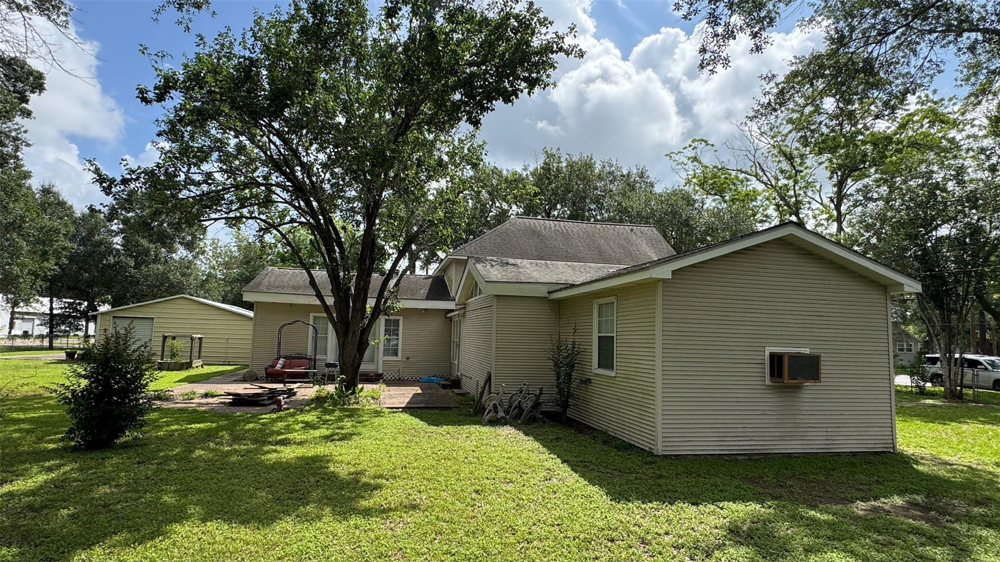 Residential in El Campo 4