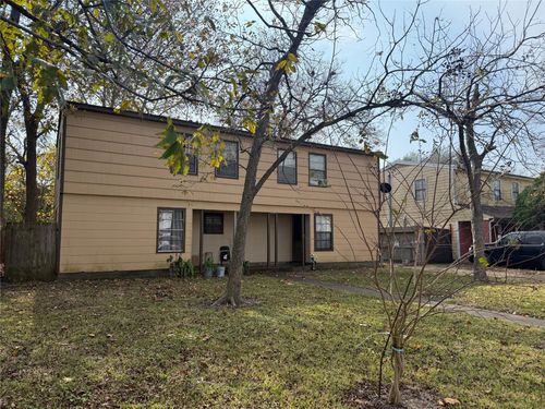 1217 3rd Ave N, Texas City, TX, 77590-7522 | Card Image