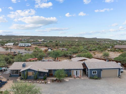 49011 N 7th Ave, New River, AZ, 85087-8013 | Card Image