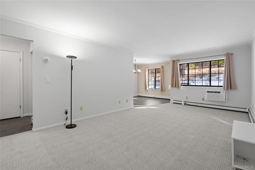 113 Foxwood Cir, Mount Kisco, NY, 10549-1130 | Card Image