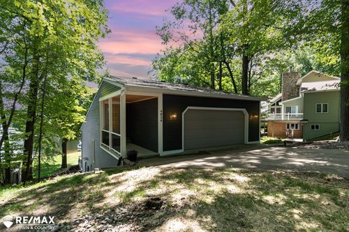 4826 Lancelot Ct, Gladwin, MI, 48624-8240 | Card Image