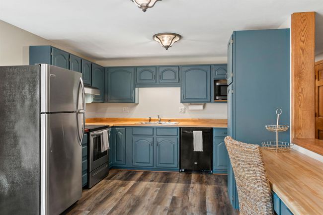 4886 Foxfire Trail, House other with 5 bedrooms, 4 bathrooms and null parking in SPRINGFIELD WI | Image 30