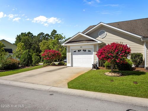 201 Diamond Cv, Newport, NC, 28570-5575 | Card Image