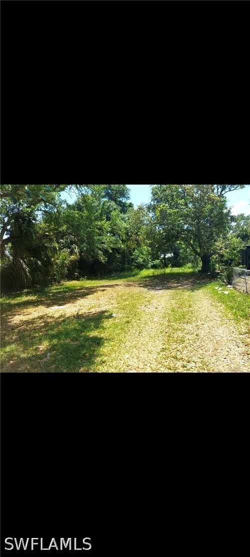 2646 Saint Charles Street, Fort Myers, FL, 33916 | Card Image