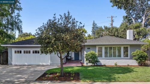 241 E Creek Dr, Menlo Park, CA, 94025-3637 | Card Image