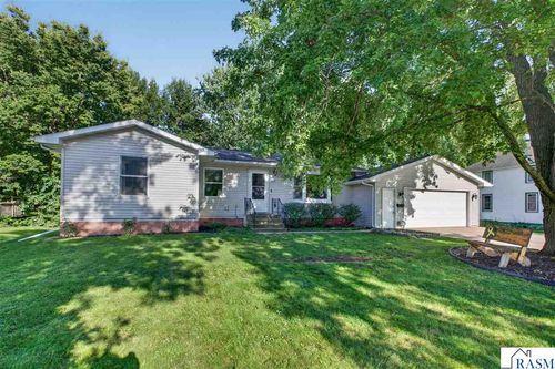 618 N 1 Street, Waterville, MN, 56096 | Card Image