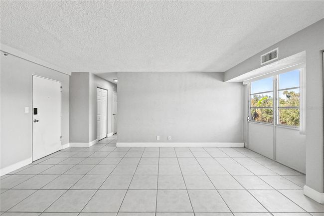 APT-309 - 3315 58 Th Ave S, Condo with 1 bedrooms, 1 bathrooms and null parking in St Petersburg FL | Image 12