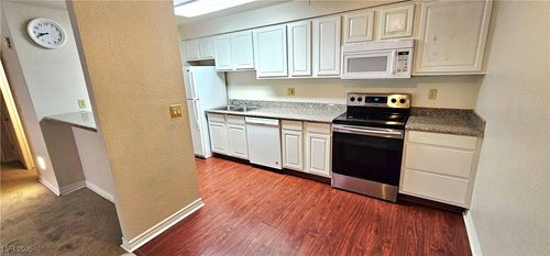 unit-468-4960 Indian River Dr, Las Vegas, NV, 89103-7468 | Card Image