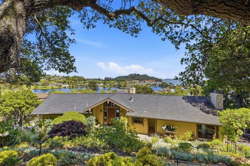 81 Peacock Dr, San Rafael, CA, 94901-1551 | Card Image