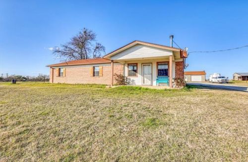 460 Old Agnes Rd, Weatherford, TX, 76088-8245 | Card Image