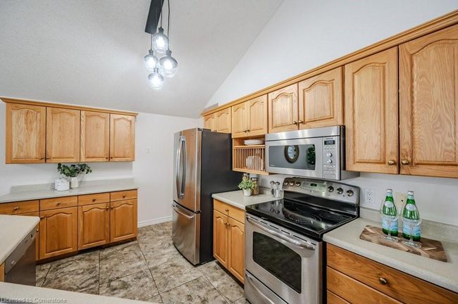 185 Wesley Cres, House other with 2 bedrooms, 2 bathrooms and 2 parking in Waterloo ON | Image 11