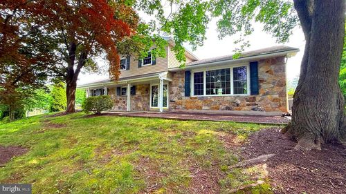 1805 Buchert Rd, Pottstown, PA, 19464-3005 | Card Image