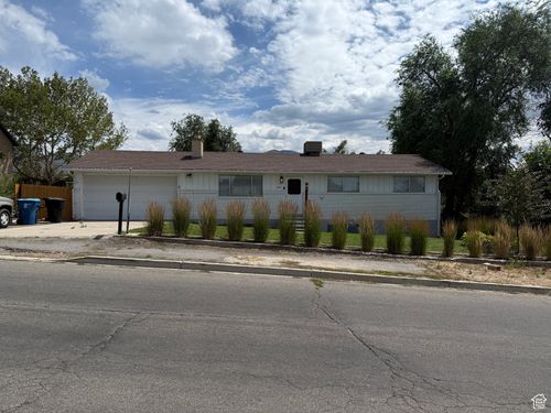 548 E 200 N, Payson, UT, 84651-1904 | Card Image
