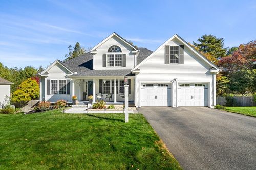 30 Dorothy E Lucey Dr, Newburyport, MA, 01950-1781 | Card Image