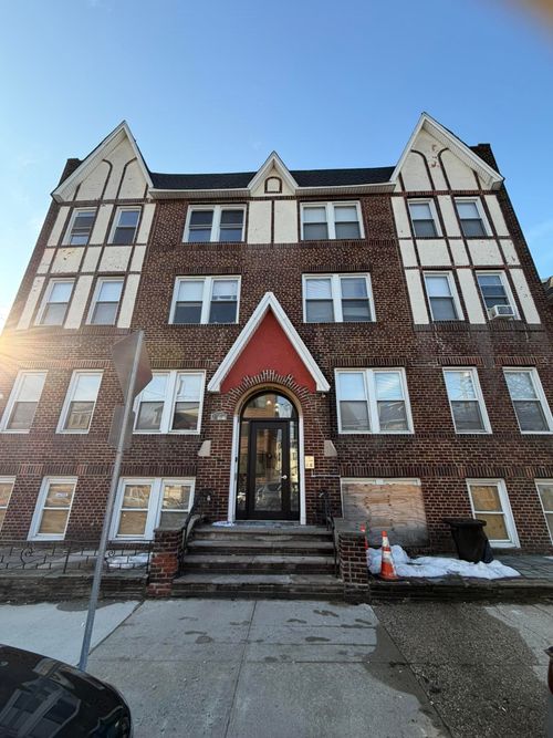 apt-c4-8517 4th Ave, North Bergen, NJ, 07047-5128 | Card Image